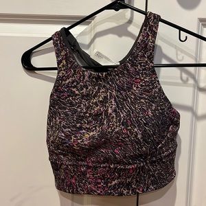 Lululemon high neck sports bra